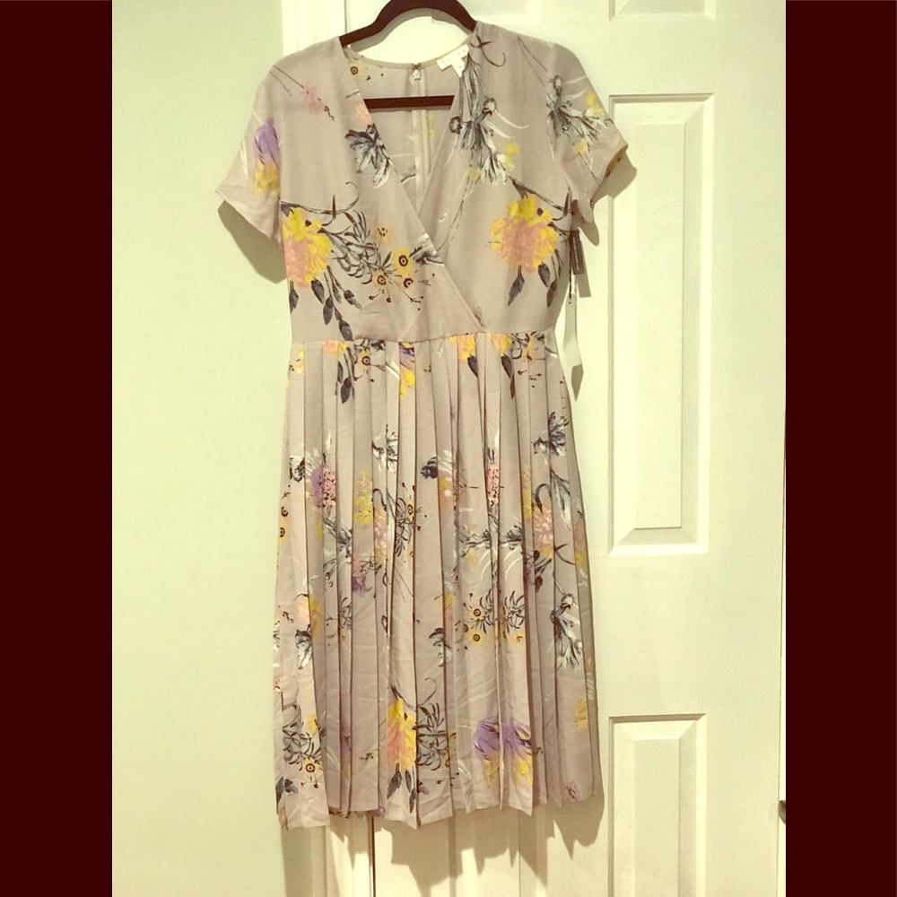 Leith 💐pleated dress😍